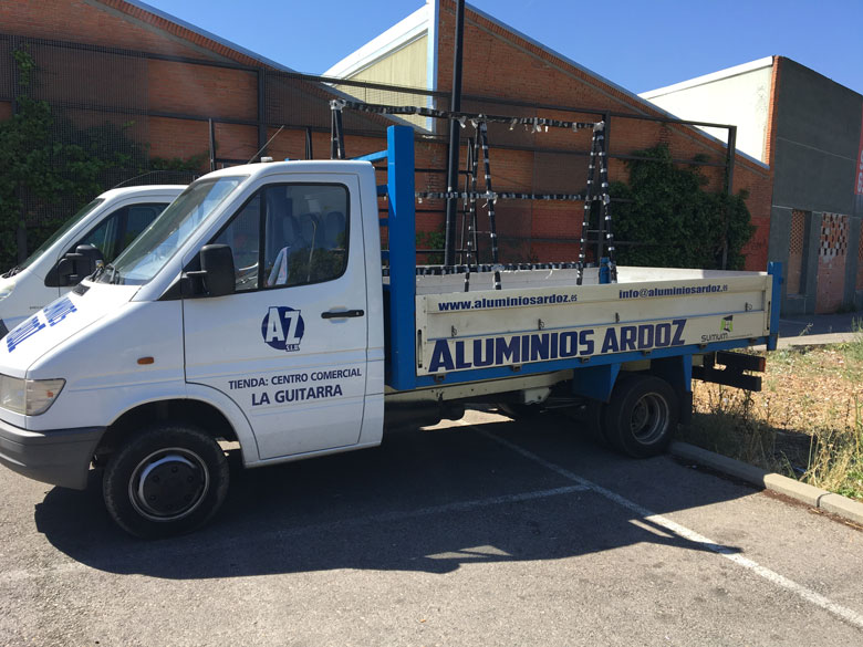 conocenos-aluminios-torrejon-de-ardoz-vehículos